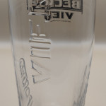 Beck's Vier Square base glass