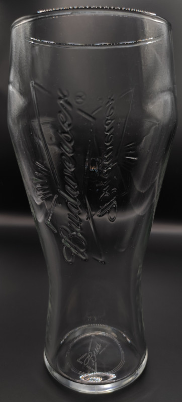 Budweiser 2008 pint glass glass