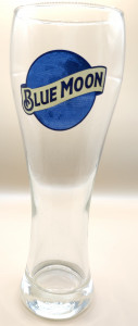 Blue Moon 50cl 2019 glass glass