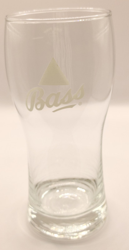 Bass pint glass white logo glass