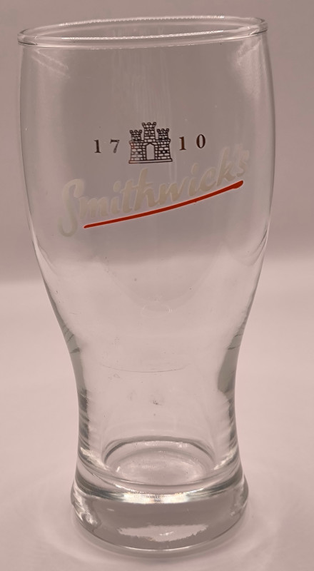 Smithwicks underlined logo pint glass glass