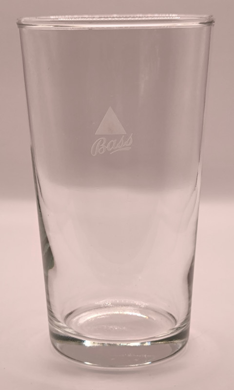 Bass conical pint glass glass