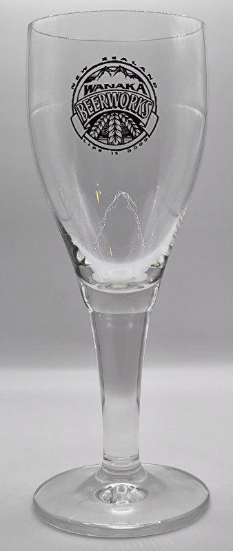 Wānaka chalice beer glass glass